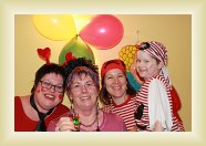 rom.kinderkarneval15 196 * 4272 x 2848 * (4.24MB)